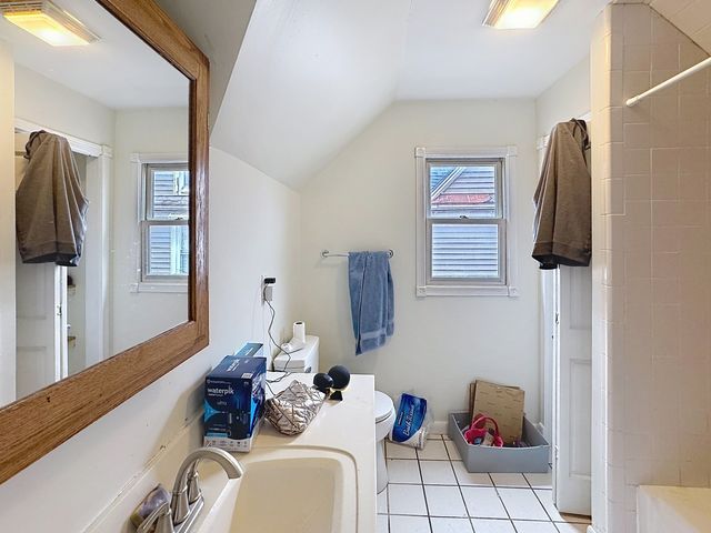 716 15th Street, Rock Island, IL 61201