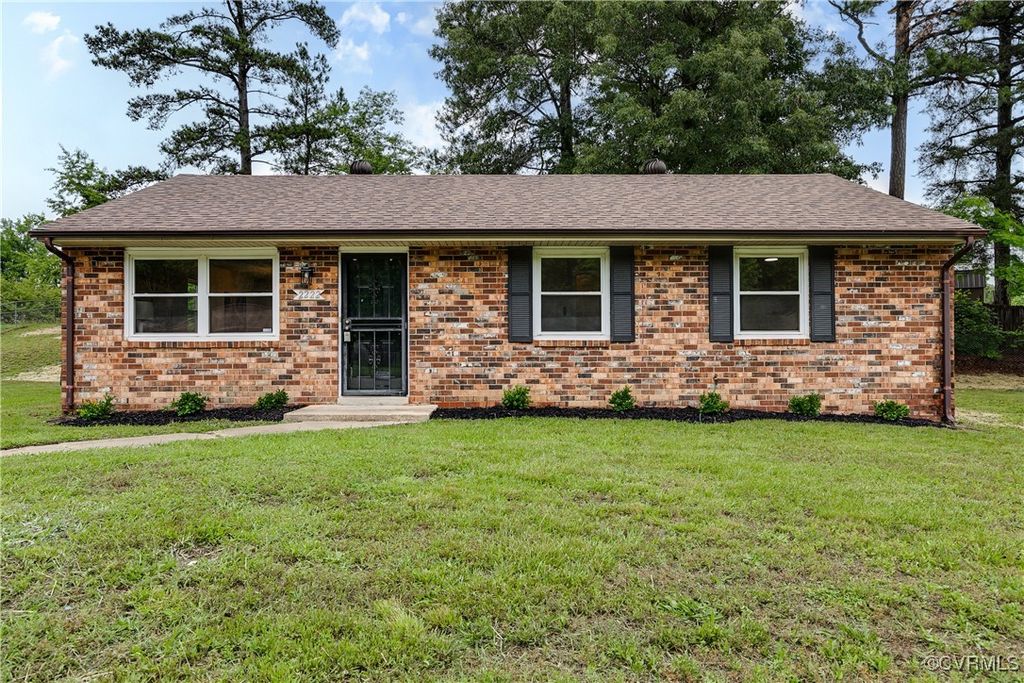 2222 Binford Ln, Richmond, VA 23223