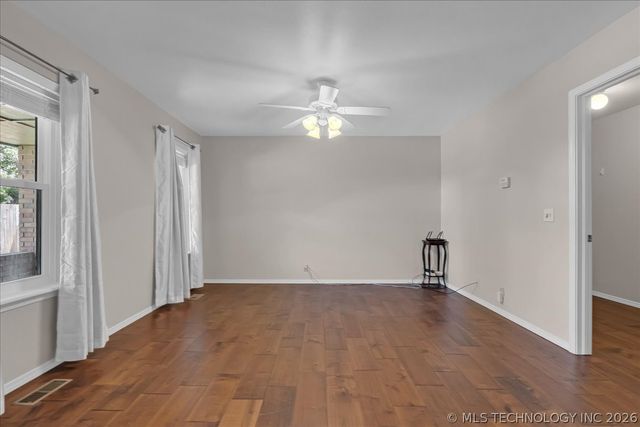 2412 W Twin Oaks Street, Broken Arrow, OK 74011