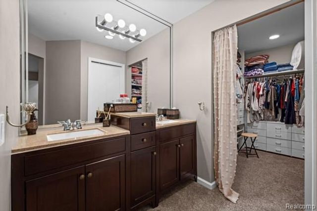 9533 Chaumont Drive, Commerce Twp, MI 48382