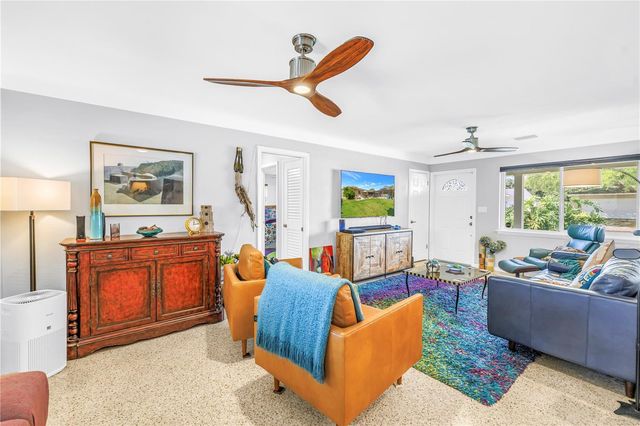 6800 17TH STREET S, St Petersburg, FL 33712