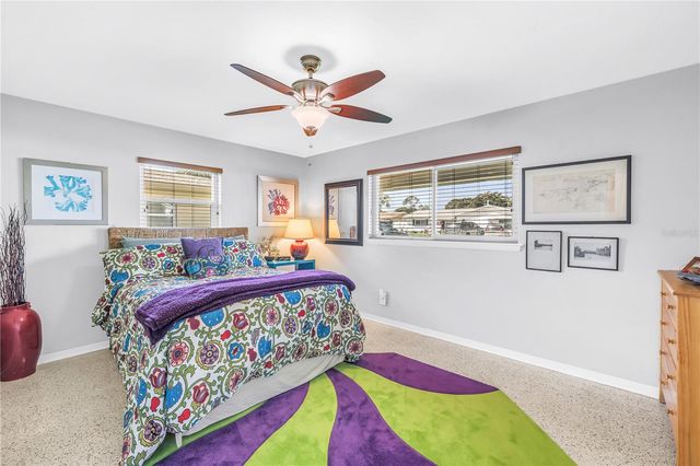 6800 17TH STREET S, St Petersburg, FL 33712