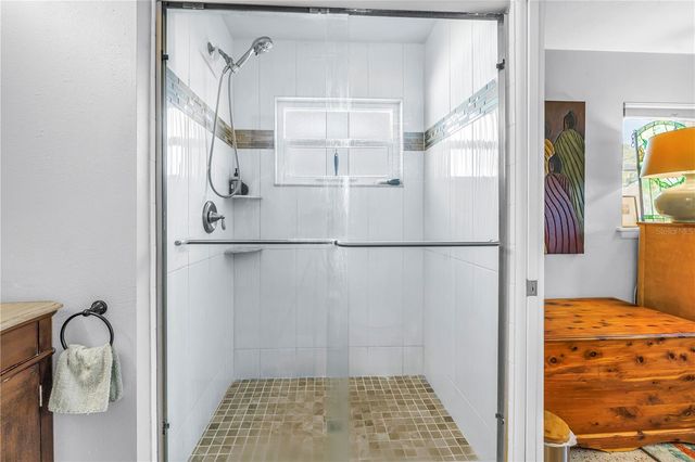 6800 17TH STREET S, St Petersburg, FL 33712