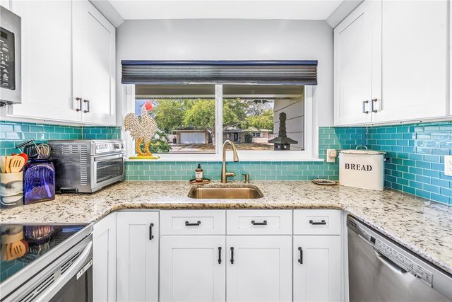 6800 17TH STREET S, St Petersburg, FL 33712