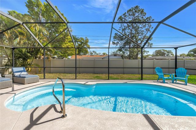 6800 17TH STREET S, St Petersburg, FL 33712