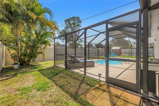 6800 17TH STREET S, St Petersburg, FL 33712