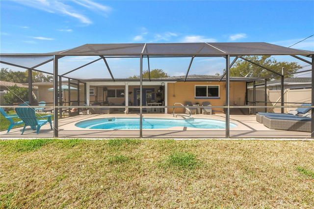 6800 17TH STREET S, St Petersburg, FL 33712