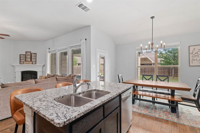 1709 Tumbleweed Court, Celina, TX 75009