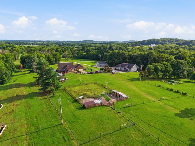 1038 Kansas Lane, Gallatin, TN 37066
