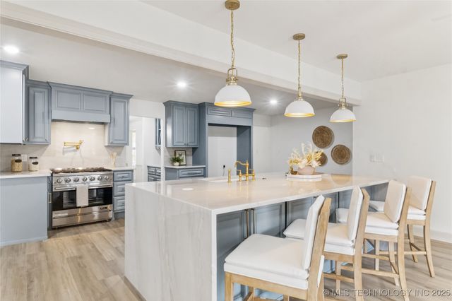 8324 S Indianapolis Avenue, Tulsa, OK 74137