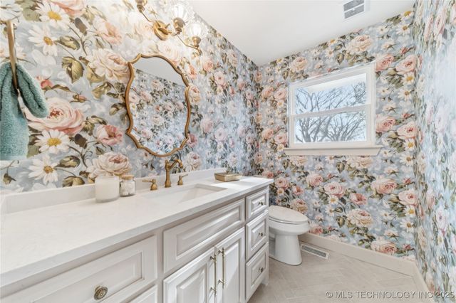 8324 S Indianapolis Avenue, Tulsa, OK 74137