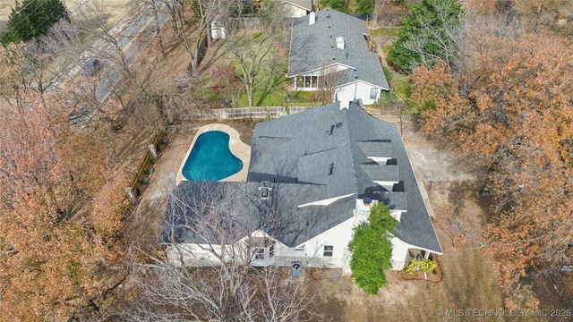 8324 S Indianapolis Avenue, Tulsa, OK 74137