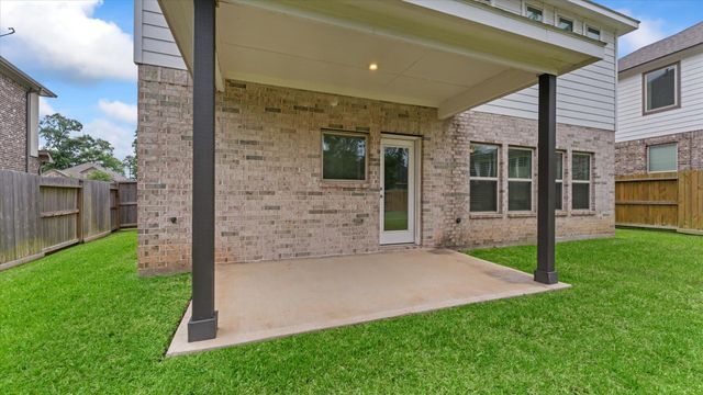 327 Honey Mesquite Path, Conroe, TX 77318