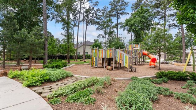 327 Honey Mesquite Path, Conroe, TX 77318
