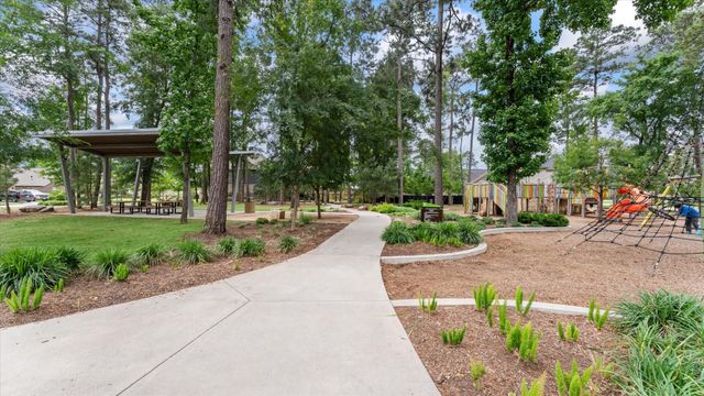 327 Honey Mesquite Path, Conroe, TX 77318