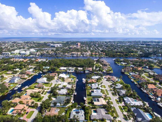 115 Spoonbill Court, Jupiter, FL 33458