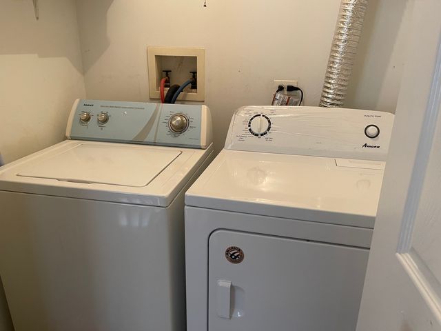 2872 CEDAR GLADE Drive, Naperville, IL 60564