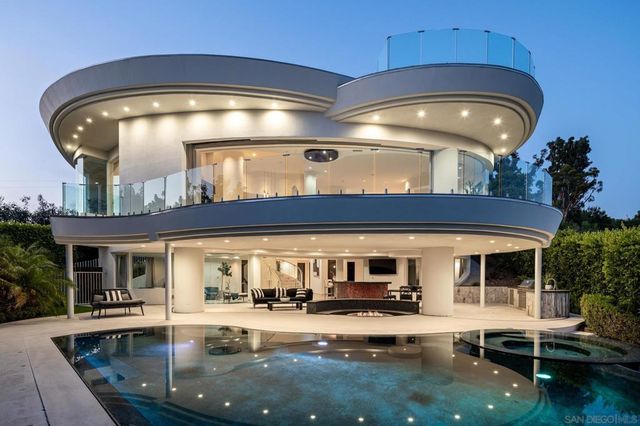 6125 Terryhill Drive, La Jolla, CA 92037
