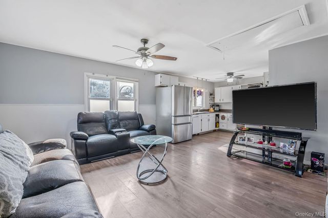 64 Beech Avenue, Farmingville, NY 11738