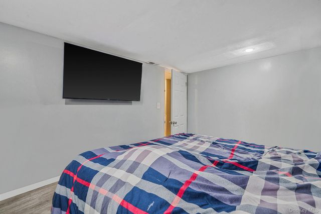 64 Beech Avenue, Farmingville, NY 11738