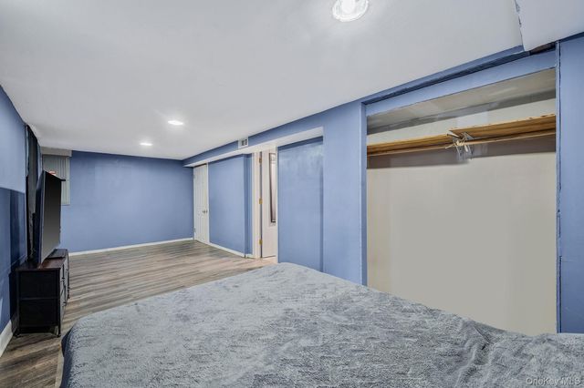 64 Beech Avenue, Farmingville, NY 11738