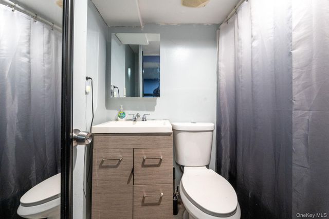 64 Beech Avenue, Farmingville, NY 11738