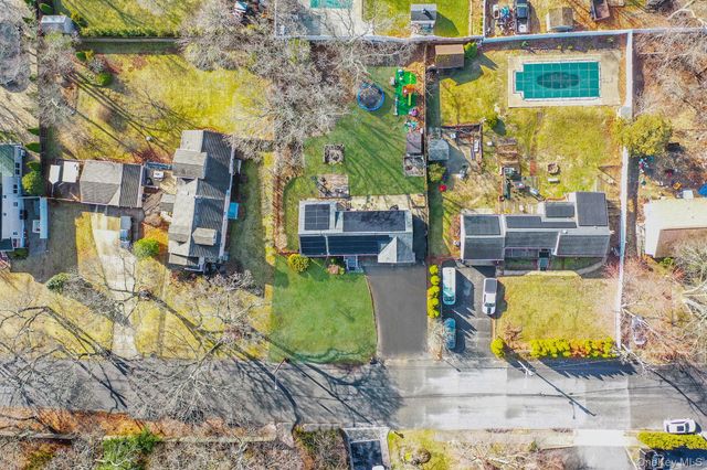 64 Beech Avenue, Farmingville, NY 11738