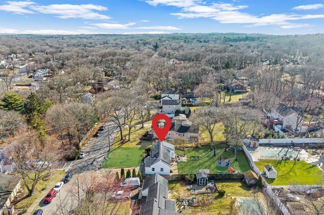 64 Beech Avenue, Farmingville, NY 11738