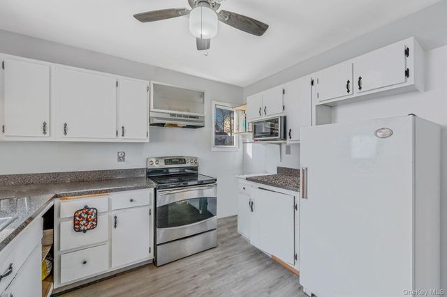 64 Beech Avenue, Farmingville, NY 11738