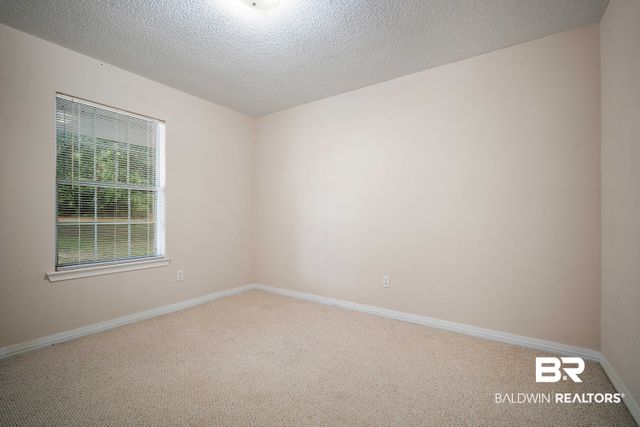 7394 Spaceview Dr, Saraland, AL 36571
