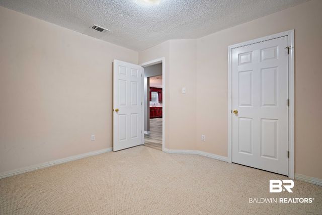 7394 Spaceview Dr, Saraland, AL 36571