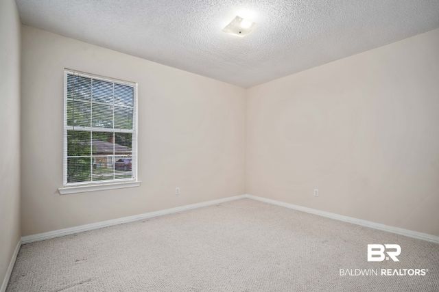 7394 Spaceview Dr, Saraland, AL 36571