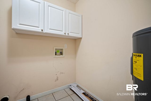 7394 Spaceview Dr, Saraland, AL 36571