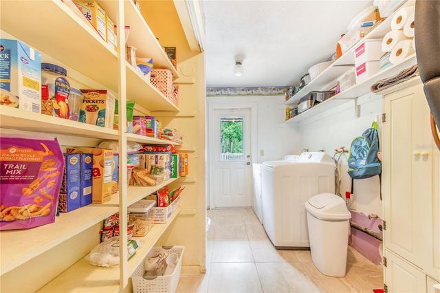 1616 CHAMPAGNE ROAD, Davenport, FL 33837