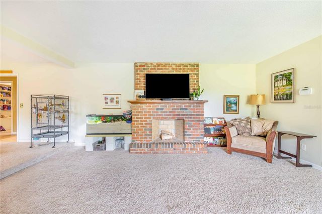 1616 CHAMPAGNE ROAD, Davenport, FL 33837