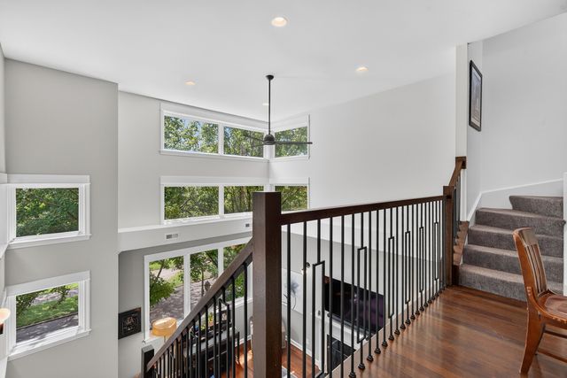 1320 W Grenshaw Street 2, Chicago, IL 60607