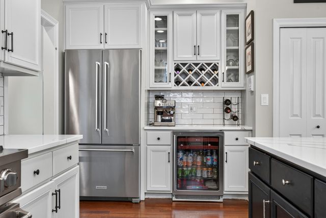 1320 W Grenshaw Street 2, Chicago, IL 60607