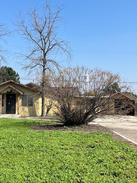 Image 3 of property listing at 217 S 7th Street, Fowler, CA 93625