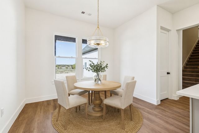 711 Hummingbird Lane, Justin, TX 76247