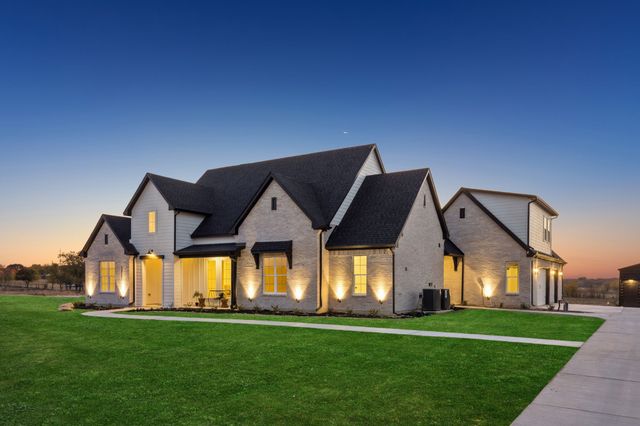 711 Hummingbird Lane, Justin, TX 76247