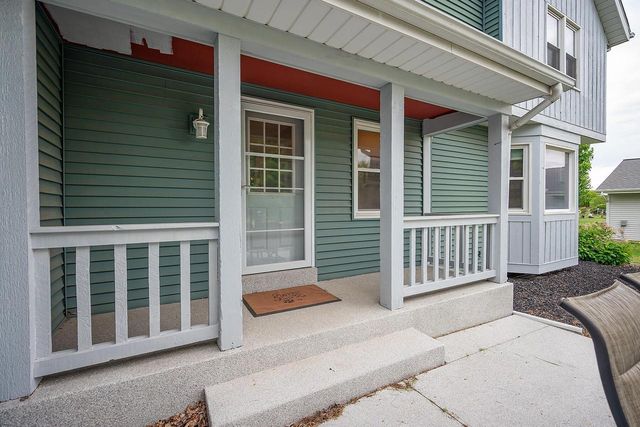 364 Plank ROAD, Mukwonago, WI 53149