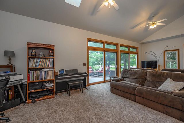 364 Plank ROAD, Mukwonago, WI 53149
