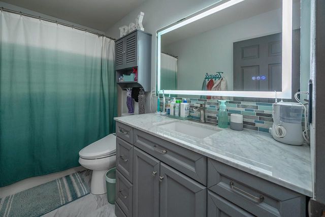 364 Plank ROAD, Mukwonago, WI 53149
