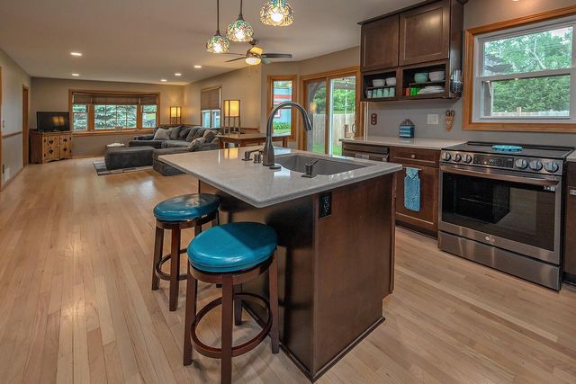 364 Plank ROAD, Mukwonago, WI 53149