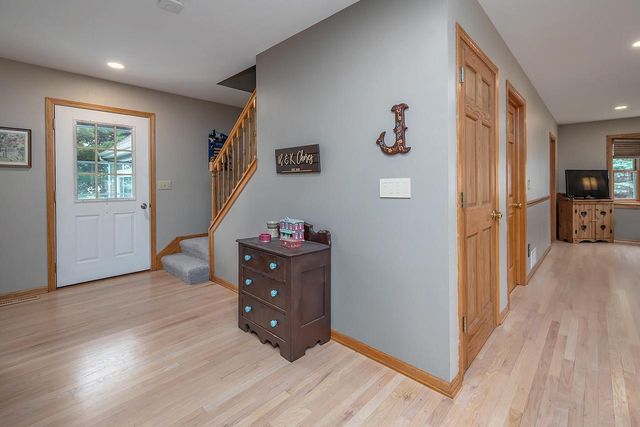 364 Plank ROAD, Mukwonago, WI 53149