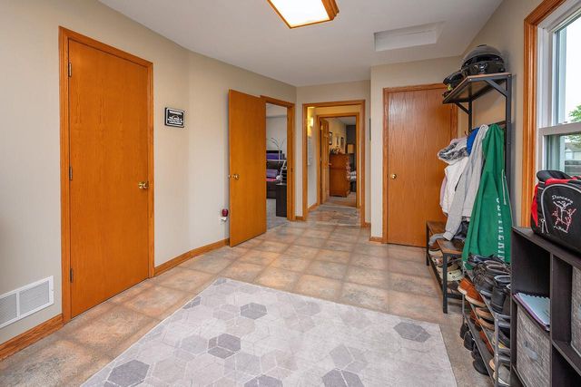 364 Plank ROAD, Mukwonago, WI 53149