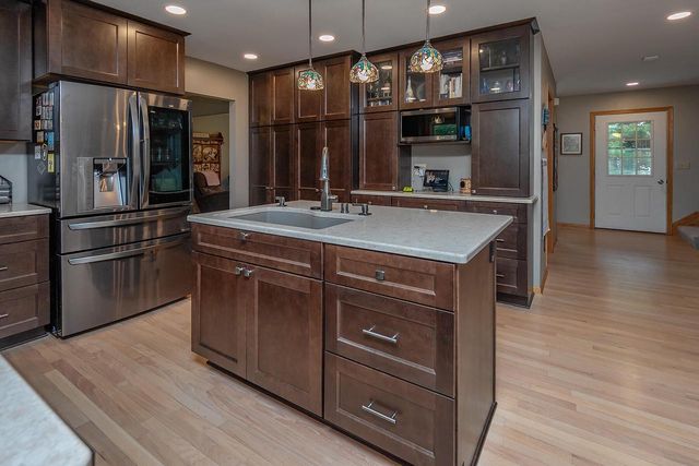 364 Plank ROAD, Mukwonago, WI 53149