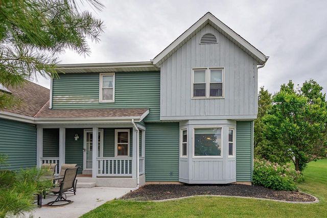 364 Plank ROAD, Mukwonago, WI 53149