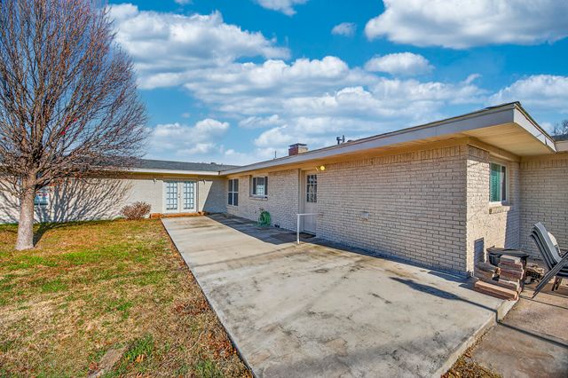 7001 Richlynn Terrace, Richland Hills, TX 76118