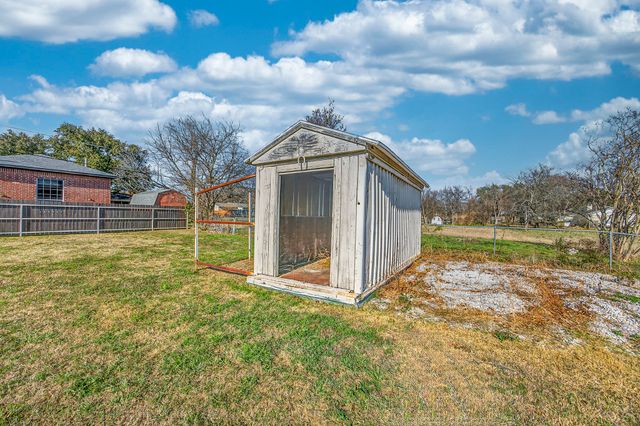 7001 Richlynn Terrace, Richland Hills, TX 76118